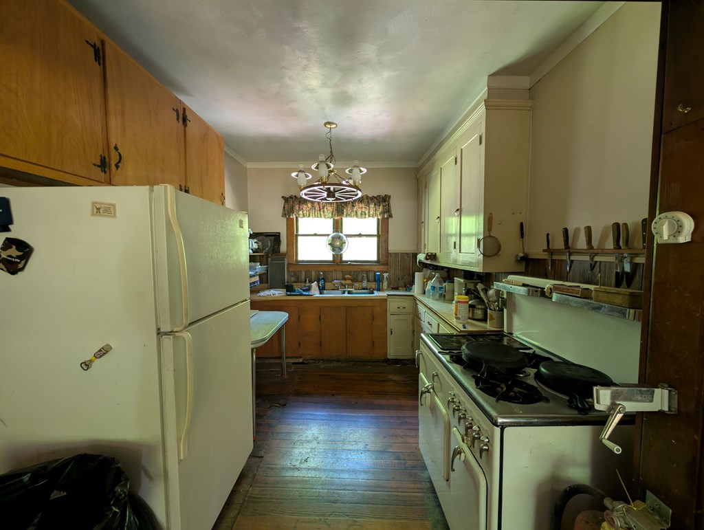 695 Fogle Farm Road Pleasantville, PA 16341 - Photo 7 of 8