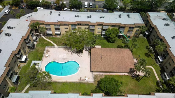 a view of a tennis court