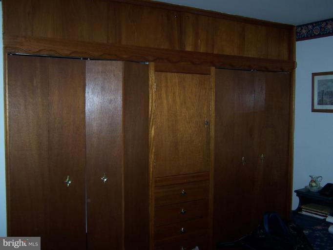 9133 Covered Bridge Road Parkville, MD 21234 - Photo 11 of 16 Third Bedroom Built-Ins