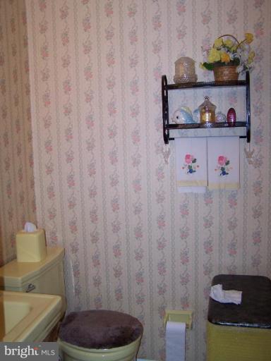 9133 Covered Bridge Road Parkville, MD 21234 - Photo 13 of 16 Master Bedroom Half Bath