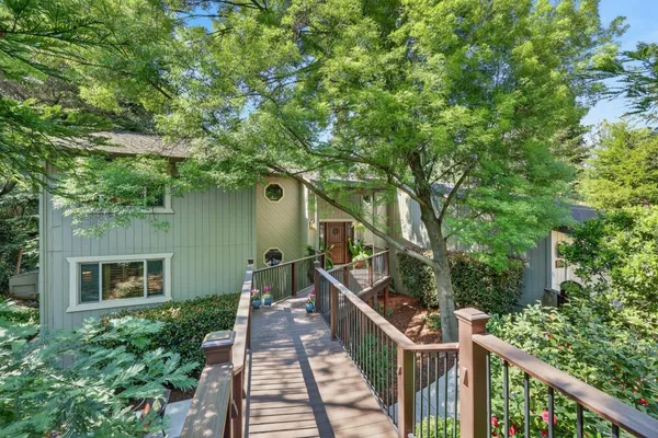 $977,500 | 4401 Shady Oak Way, Fair Oaks, CA 95628