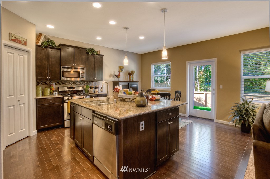 3406 176th Place Southeast, Unit 55 Bothell, WA 98012 - Photo 4 of 14 Gallery Image 4
