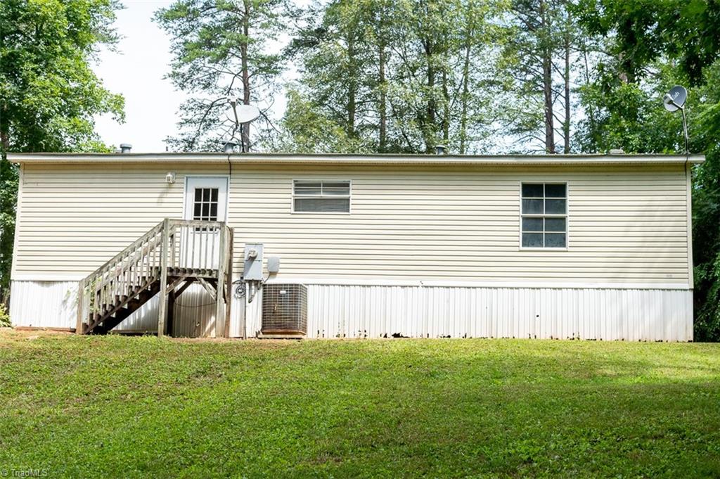 617 Johnny Bowman Road Mount Airy, NC 27030 - Photo 6 of 19 Gallery Image 6