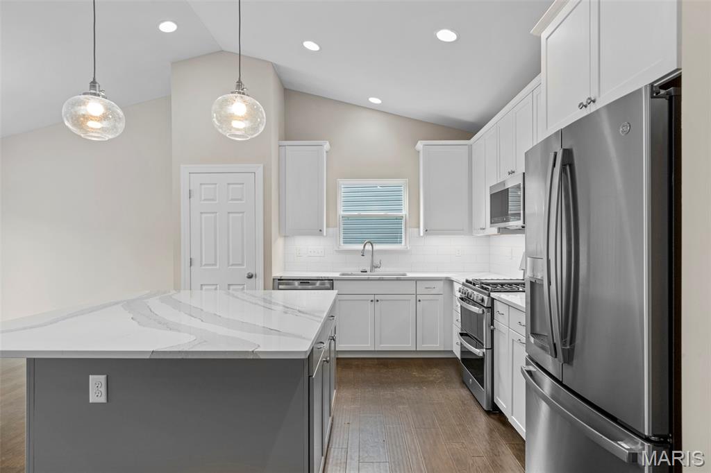 2 Maple At Grove St. Louis, MO 63123 - Photo 22 of 24