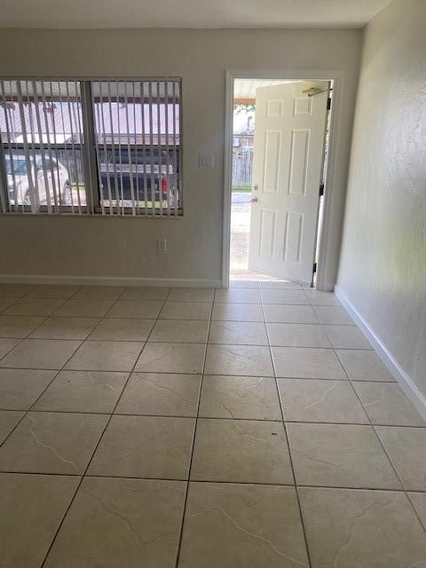 6032 Pierce Street, Unit 5 Hollywood, FL 33024 - Photo 10 of 12 Photo 10