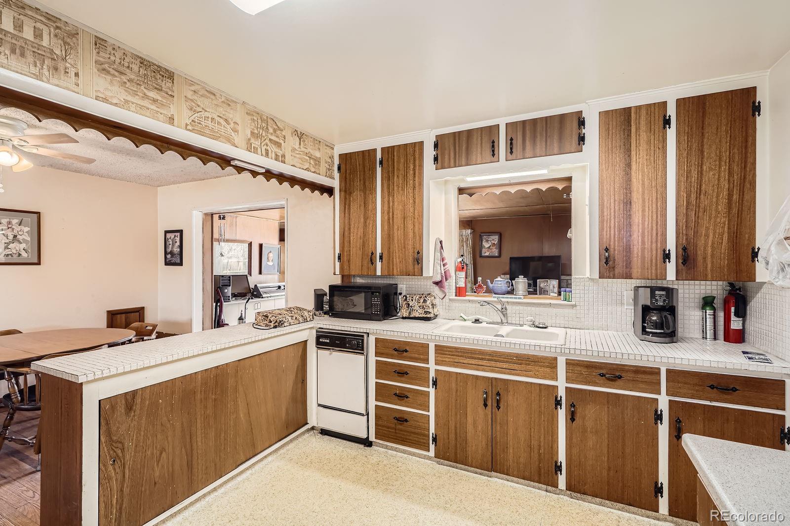 4585 Garrison Street Wheat Ridge, CO 80033 - Photo 11 of 29 Gallery Image 11