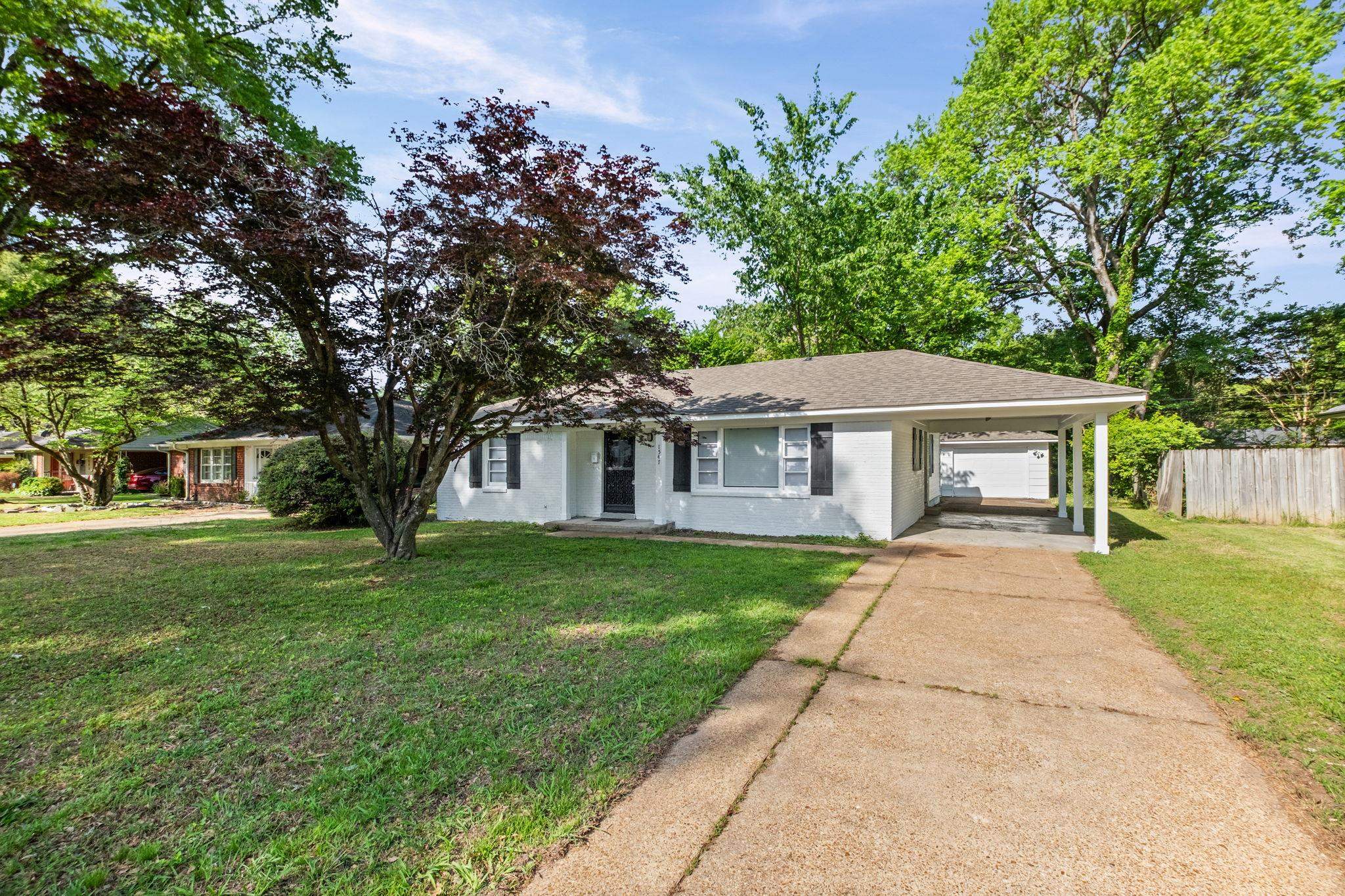 1547 Marcia Road Memphis, TN 38117 - Photo 2 of 26