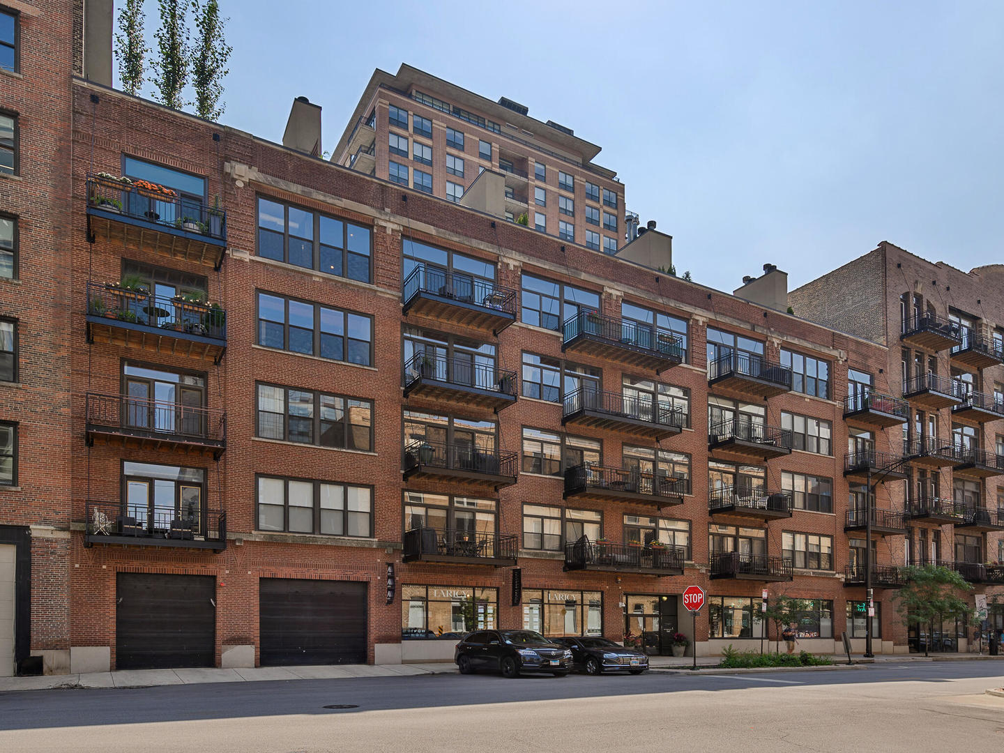 375 West Erie Street, Unit 508 Chicago, IL 60654 - Photo 1 of 16 a front view of a building