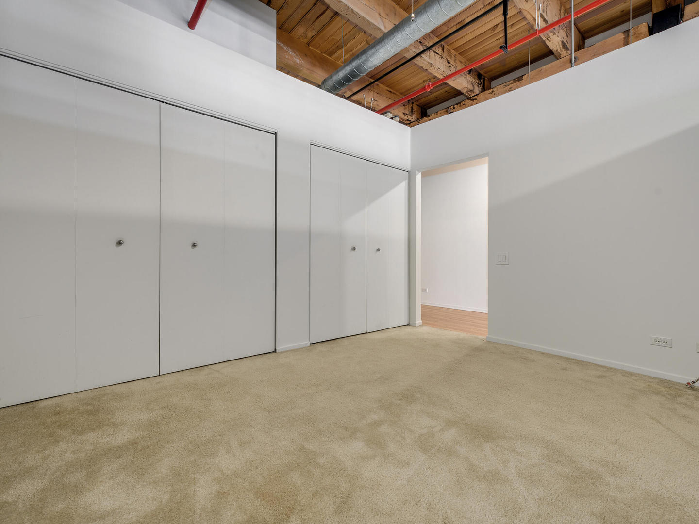 375 West Erie Street, Unit 508 Chicago, IL 60654 - Photo 12 of 16 a view of an empty room