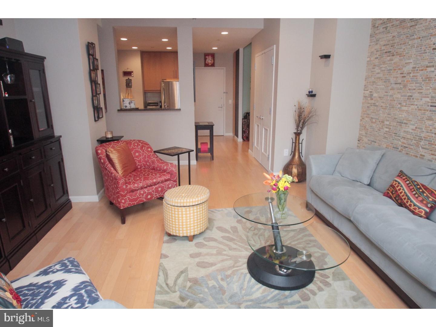1425 Locust Street, Unit 5F Philadelphia, PA 19102 - Photo 2 of 25