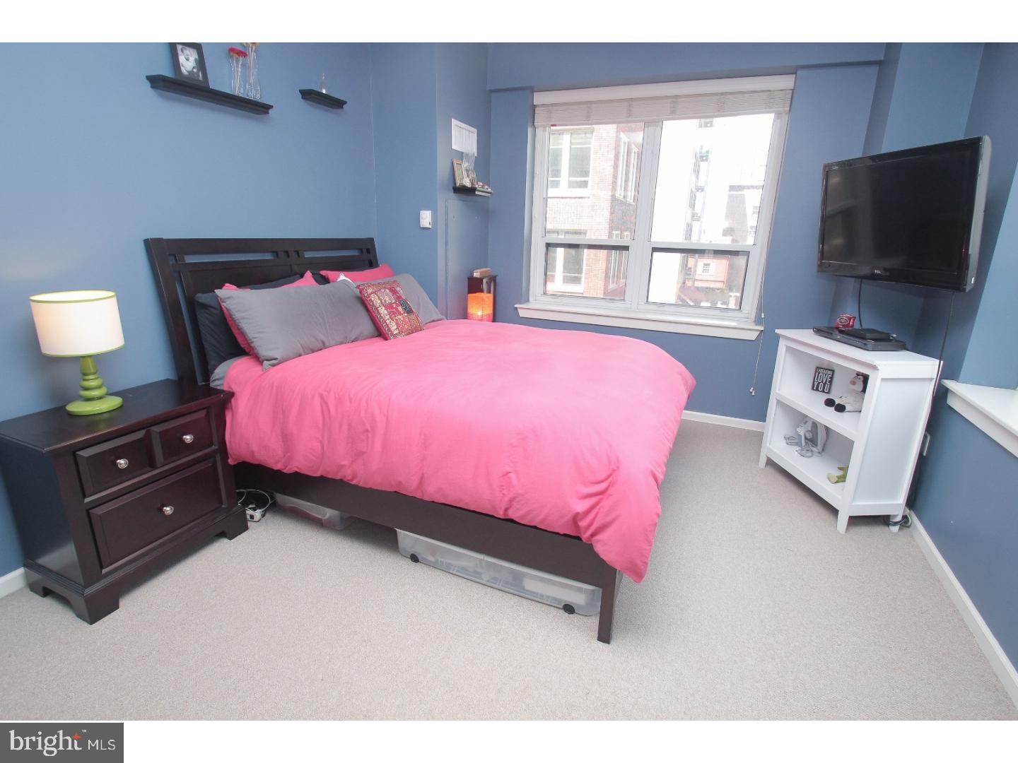1425 Locust Street, Unit 5F Philadelphia, PA 19102 - Photo 19 of 25