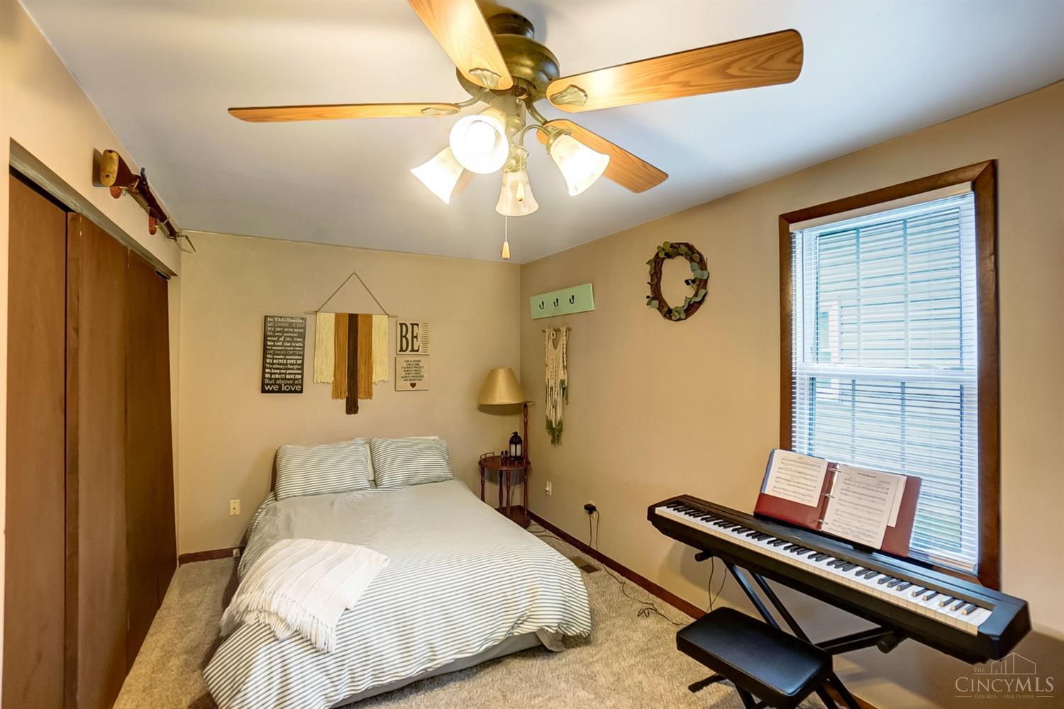 407 Burton Road Middletown, OH 45044 - Photo 10 of 25 Gallery Image 10