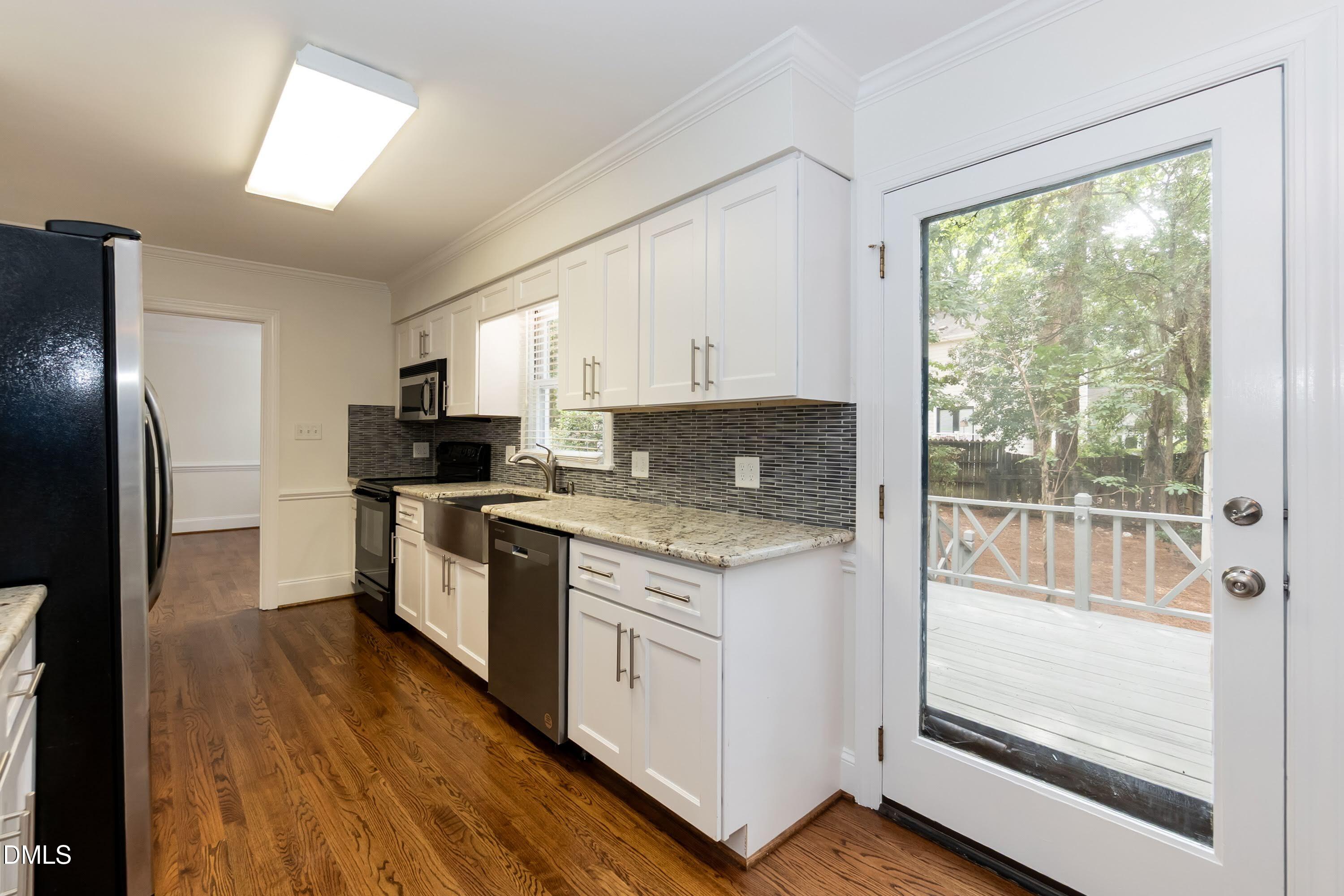2621 Sawmill Road Raleigh, NC 27613 - Photo 11 of 39