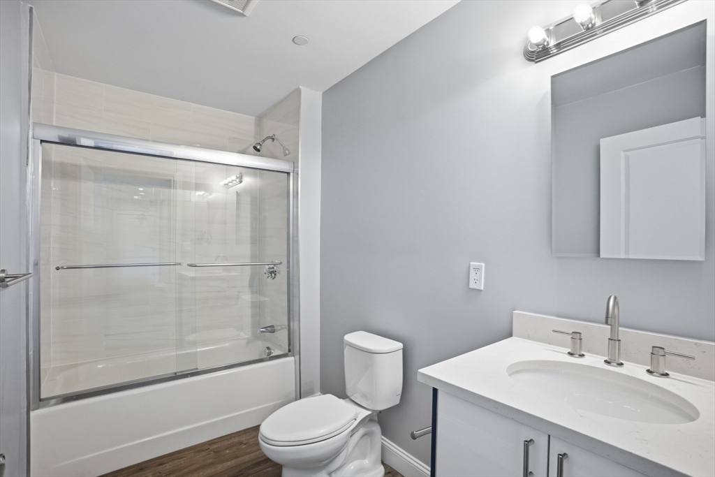 632 Centre Street, Unit 304 Boston, MA 02130 - Photo 9 of 14