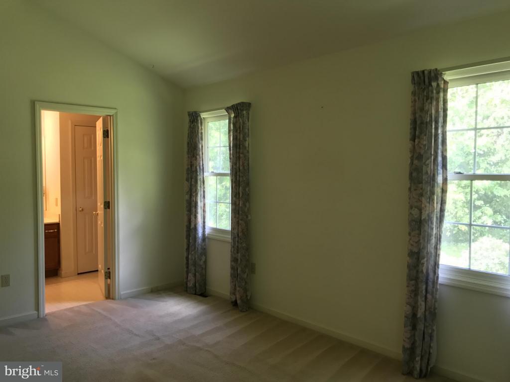 23 Greythorne Road Lancaster, PA 17603 - Photo 14 of 16 Gallery Image 14