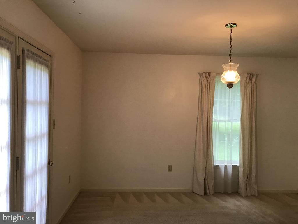 23 Greythorne Road Lancaster, PA 17603 - Photo 8 of 16 Gallery Image 8
