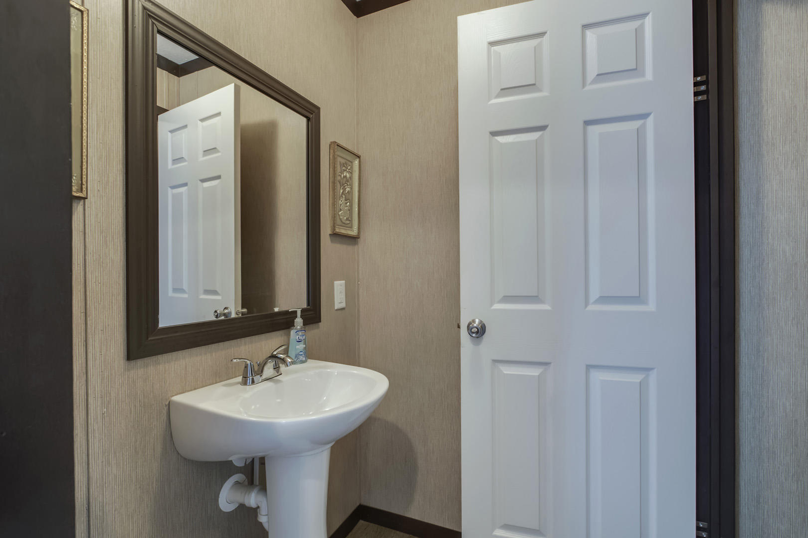 325 Henry Bidwell Road Decatur, TN 37322 - Photo 13 of 36 13_HenryBidwellLane_325_HalfBath