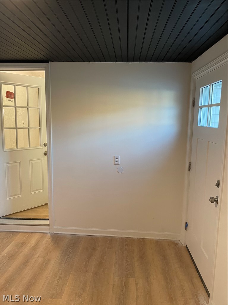 1367 South Green Road Cleveland, OH 44121 - Photo 18 of 18 Gallery Image 18