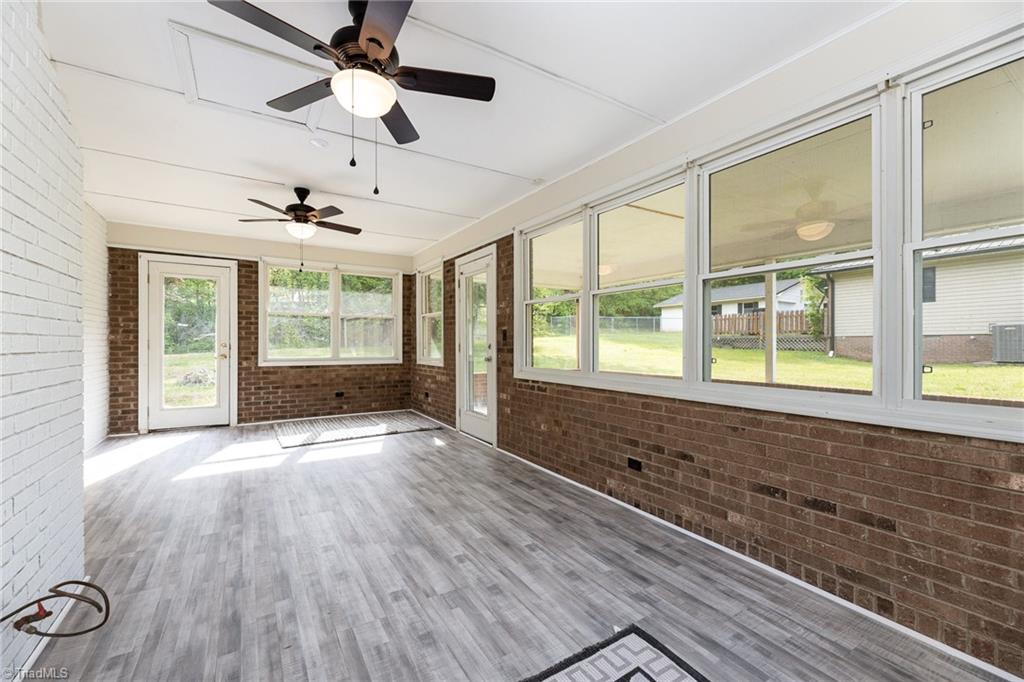 345 Koontz Road Lexington, NC 27295 - Photo 19 of 27 Sunroom
