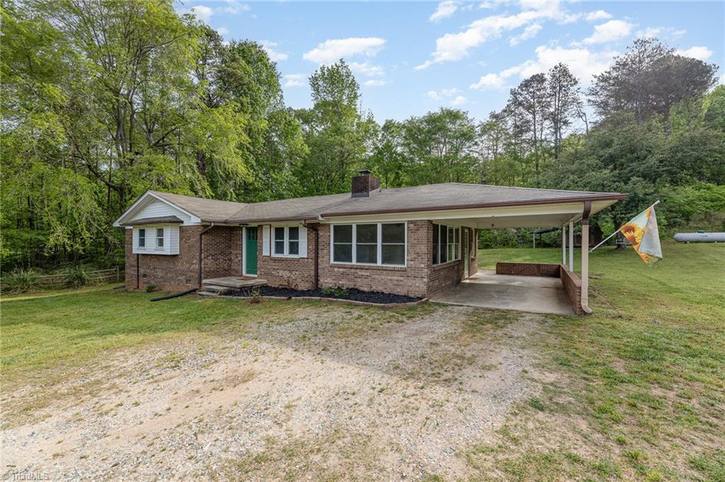 345 Koontz Road Lexington, NC 27295 - Photo 2 of 27