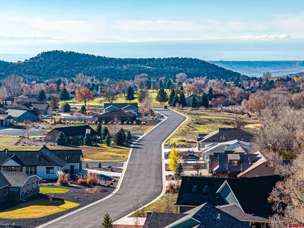 a view of an swimming pool and an outdoor space