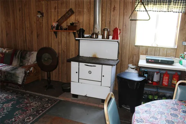 a view of workspace with windows