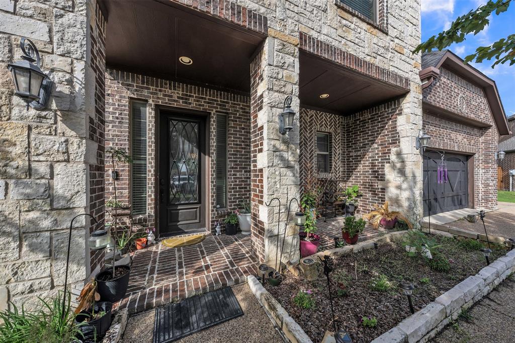 800 Goose Court Forney, TX 75126 - Photo 3 of 32