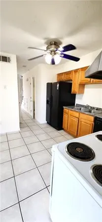 $1,400 | 3308 Delaware Avenue, Unit C, Kenner, LA 70065