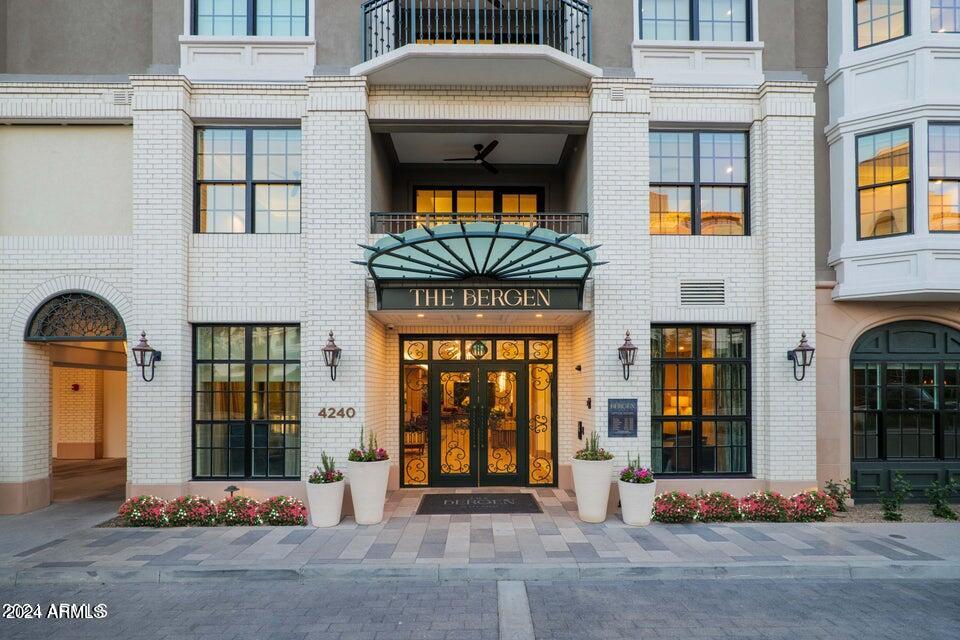4240 East Camelback Road, Unit 403 Phoenix, AZ 85018 - Photo 12 of 20 12-Welcome to The Bergen