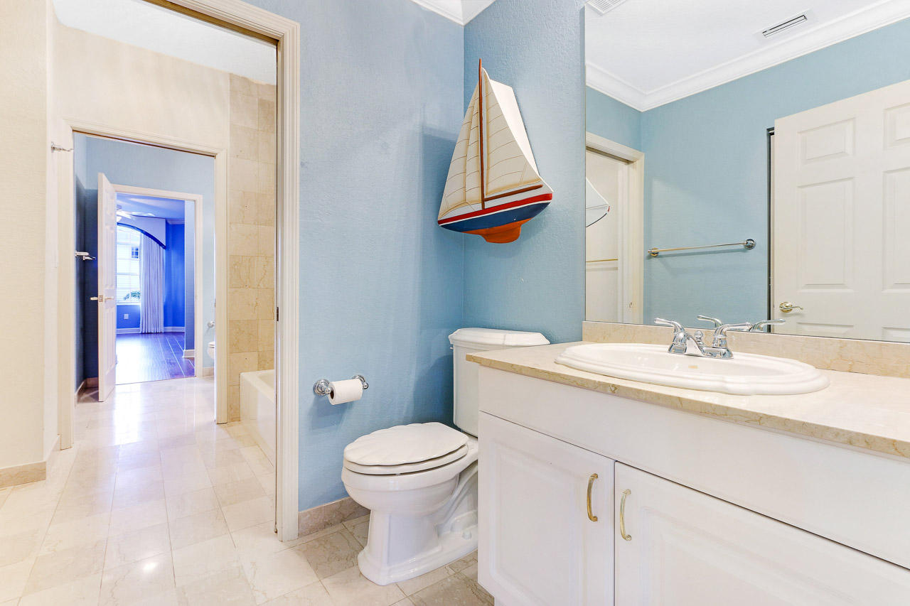 125 Ocean Key Way Jupiter, FL 33477 - Photo 16 of 37 125 Ocean Key Way Jupiter FL-print-026-4