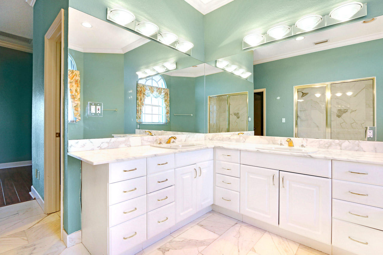 125 Ocean Key Way Jupiter, FL 33477 - Photo 20 of 37 125 Ocean Key Way Jupiter FL-print-019-2