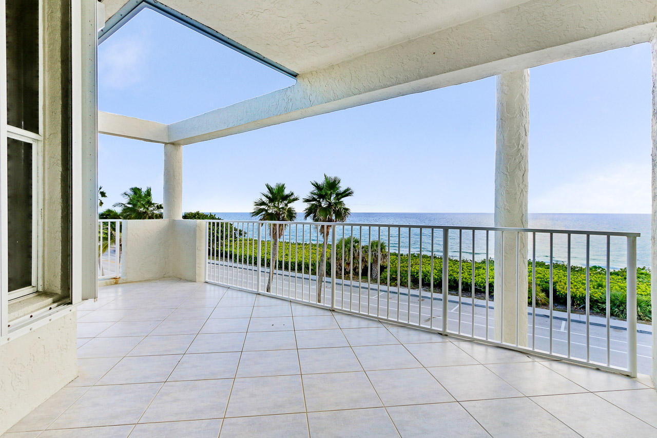 125 Ocean Key Way Jupiter, FL 33477 - Photo 30 of 37 125 Ocean Key Way Jupiter FL-print-021-1