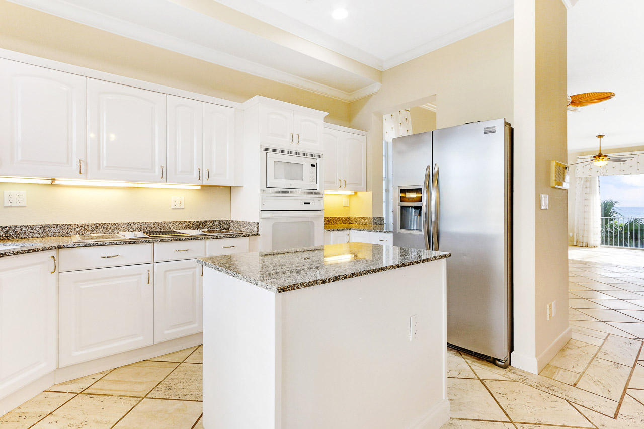 125 Ocean Key Way Jupiter, FL 33477 - Photo 4 of 37 125 Ocean Key Way Jupiter FL-print-009-3