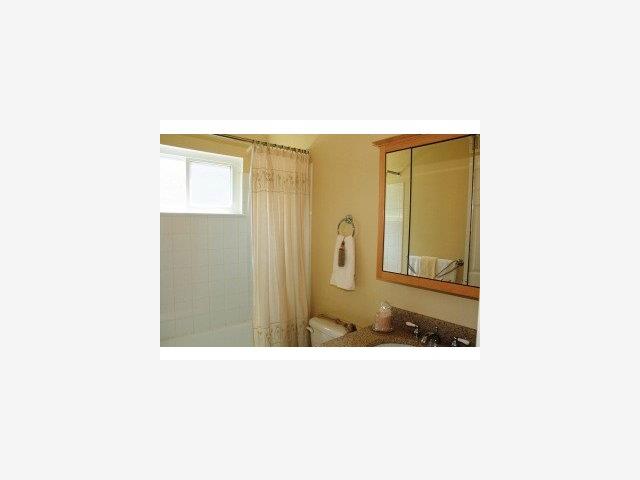 3095 Lowry Drive San Jose, CA 95118 - Photo 7 of 9