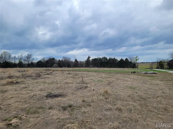$94,500 | 5 Monroe Road, Perry, MO 63462
