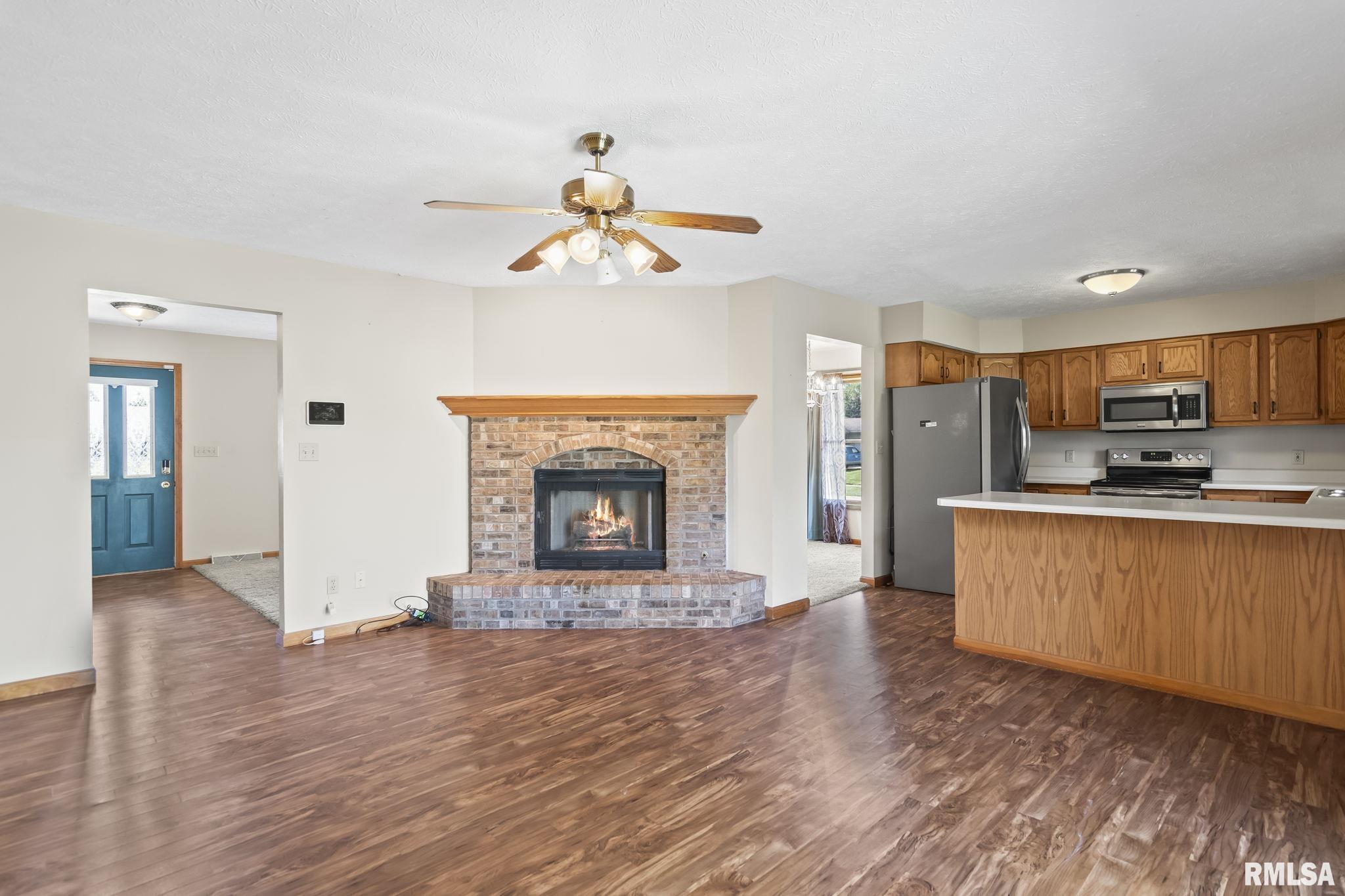 2901 Dunwich Street Springfield, IL 62702 - Photo 14 of 36