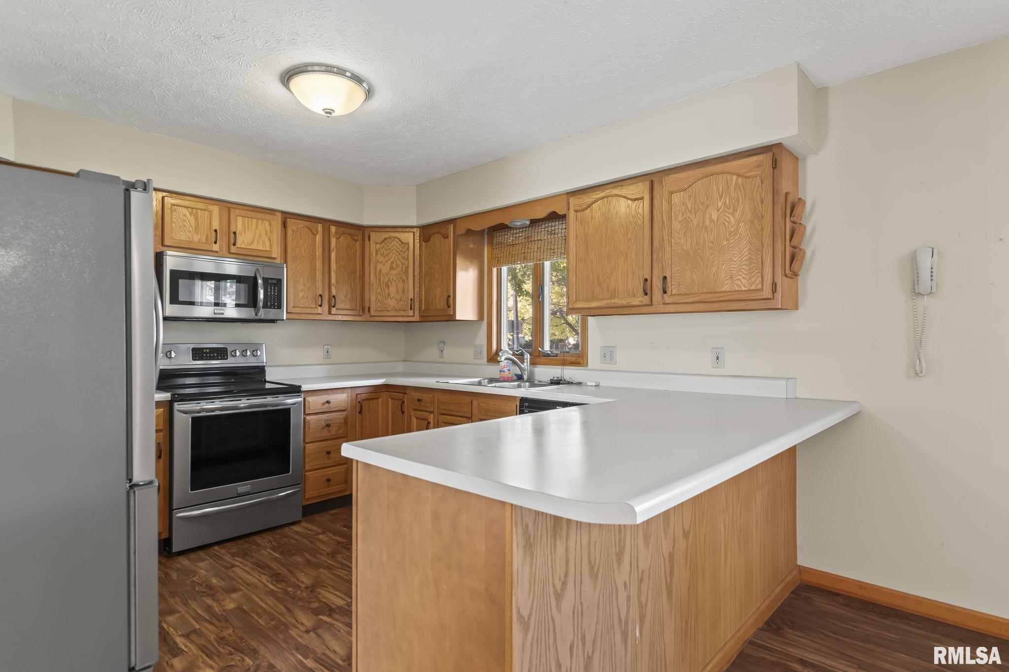 2901 Dunwich Street Springfield, IL 62702 - Photo 17 of 36