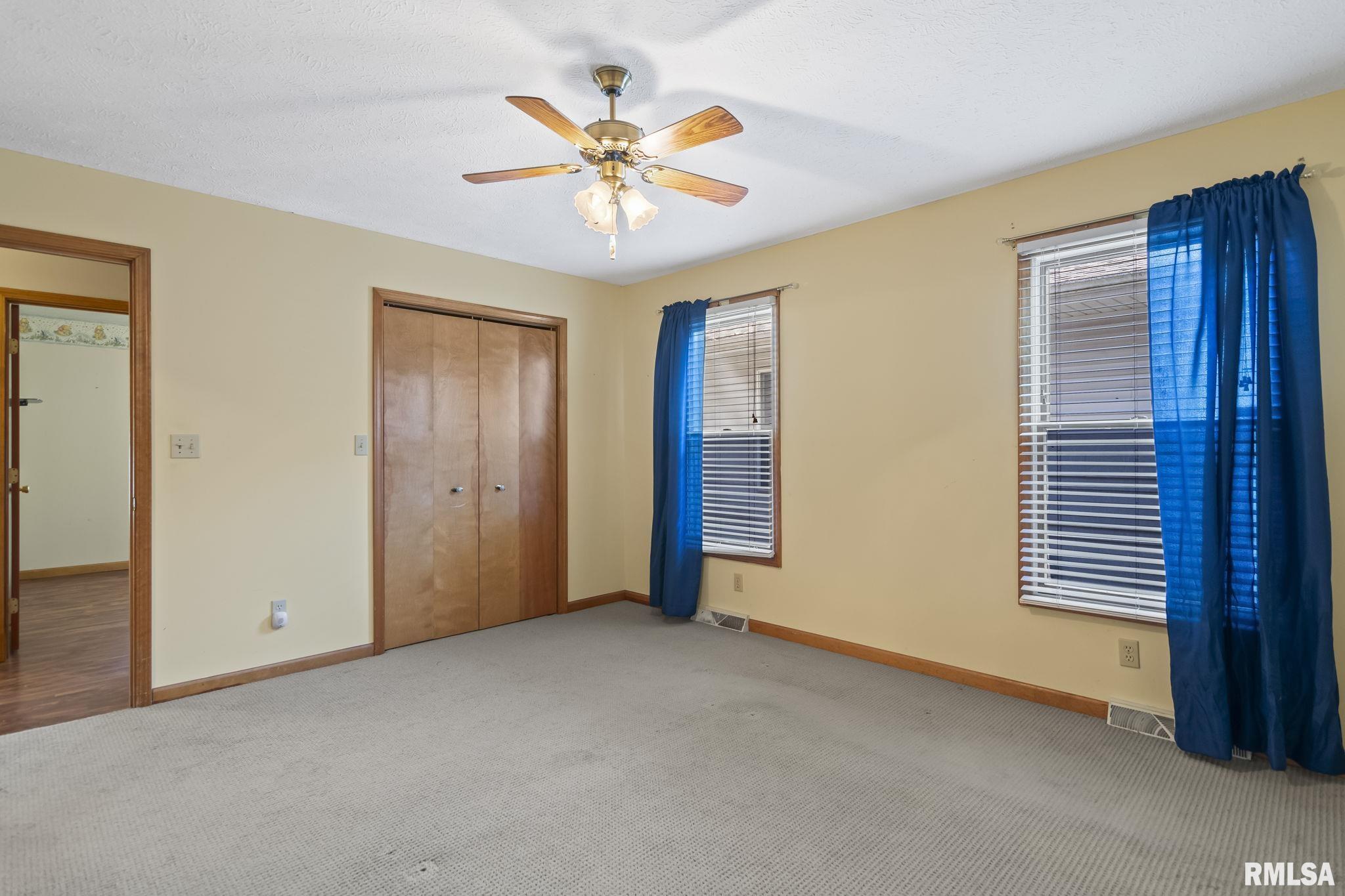 2901 Dunwich Street Springfield, IL 62702 - Photo 23 of 36