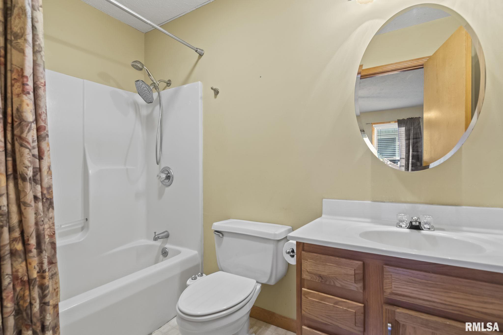 2901 Dunwich Street Springfield, IL 62702 - Photo 24 of 36