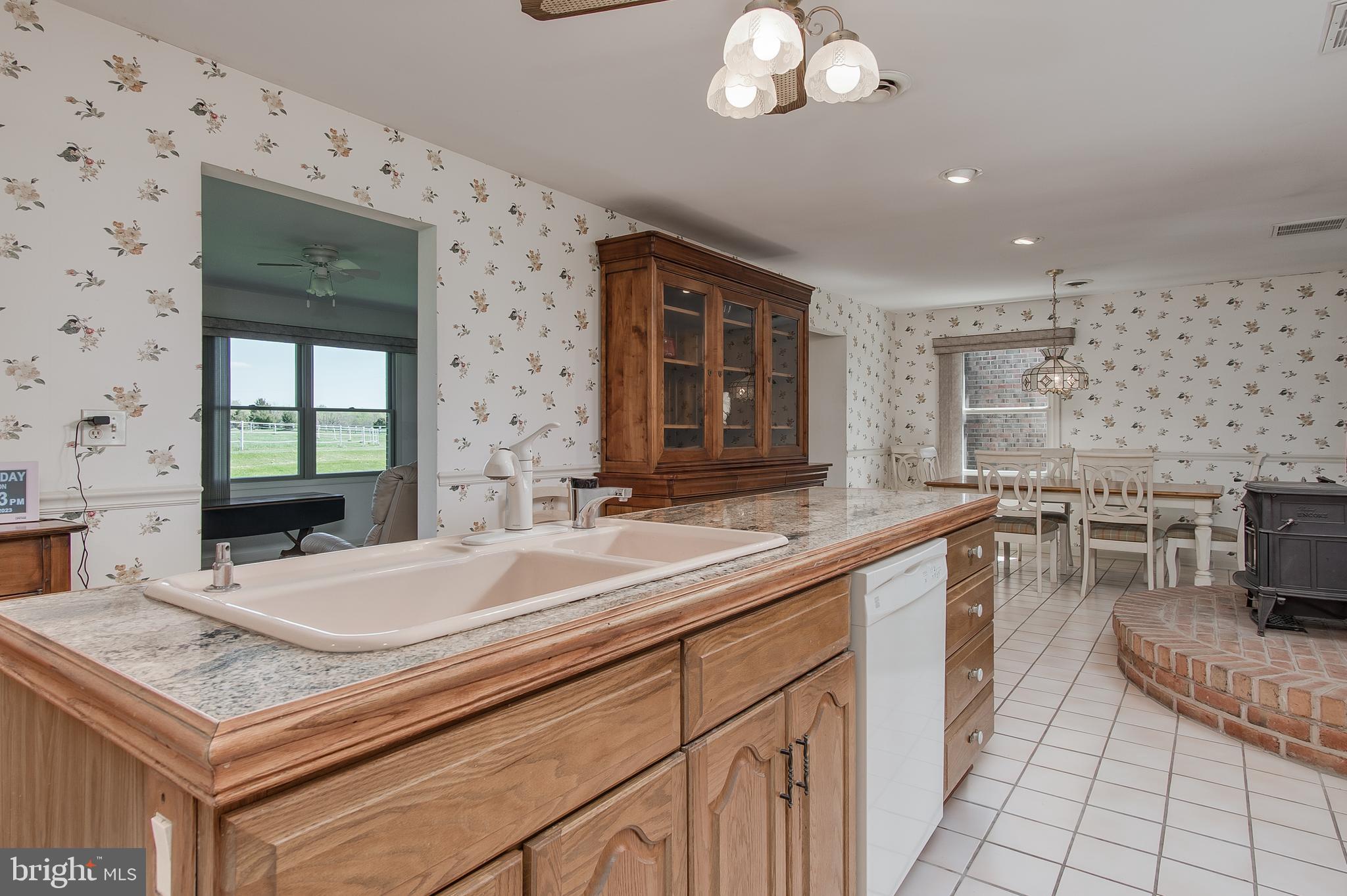 11419 Hill Road Keymar, MD 21757 - Photo 9 of 50