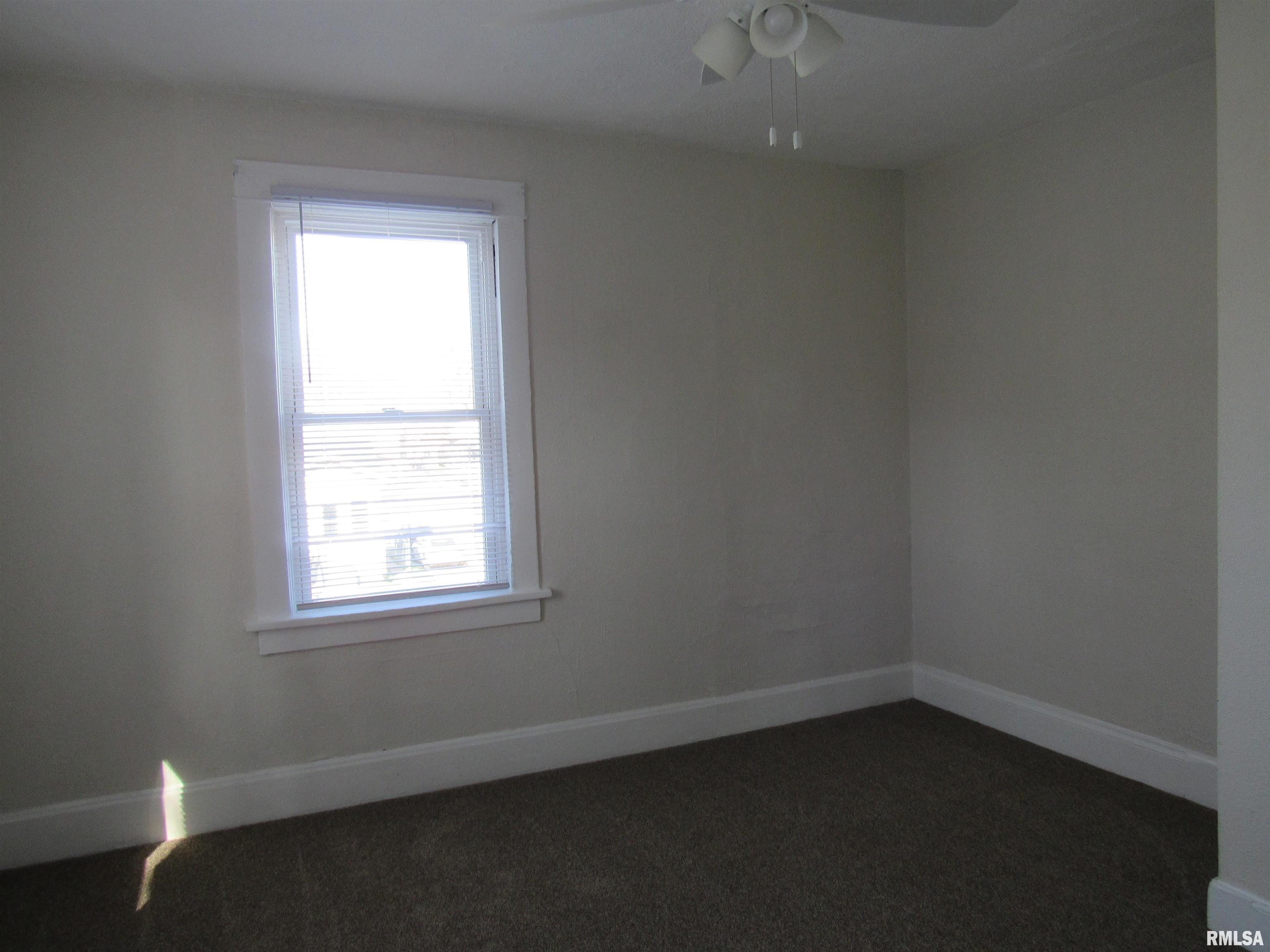 151 6th Street Silvis, IL 61282 - Photo 11 of 18