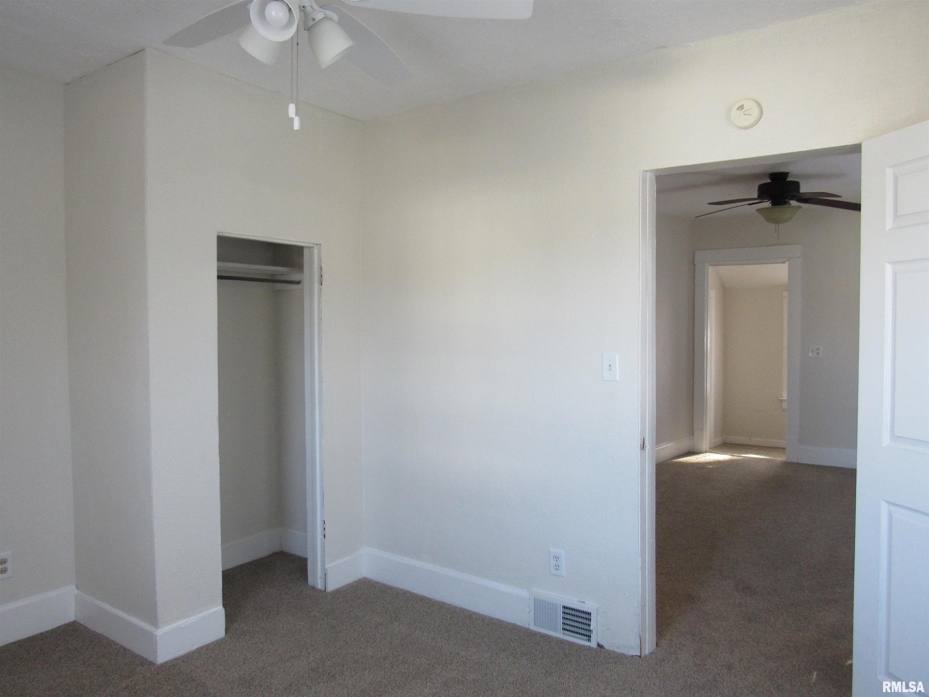 151 6th Street Silvis, IL 61282 - Photo 12 of 18