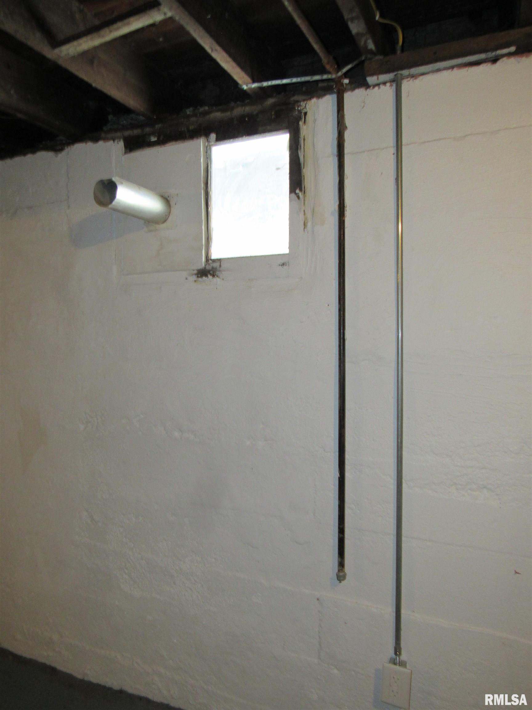 151 6th Street Silvis, IL 61282 - Photo 14 of 18