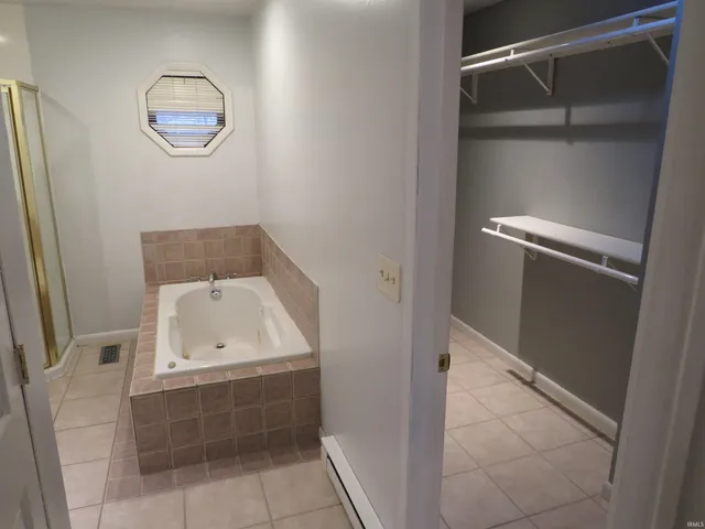 $1,750 | 413 West Harrison Street, Monticello, IN 47960