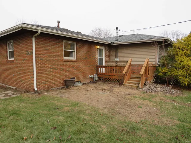 $1,750 | 413 West Harrison Street, Monticello, IN 47960