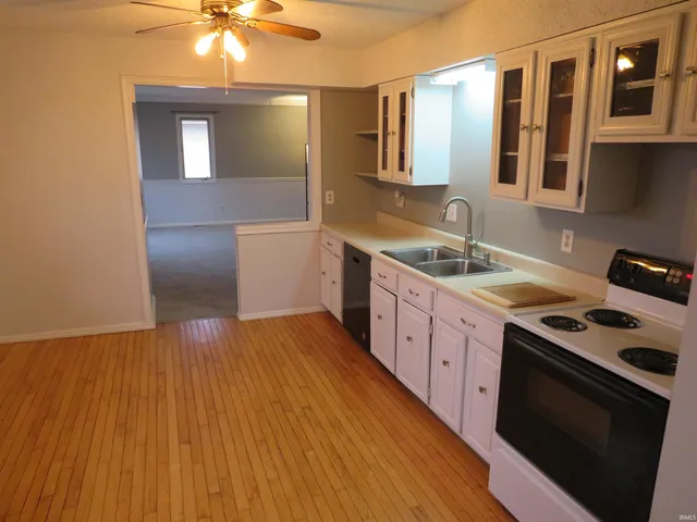 $1,750 | 413 West Harrison Street, Monticello, IN 47960