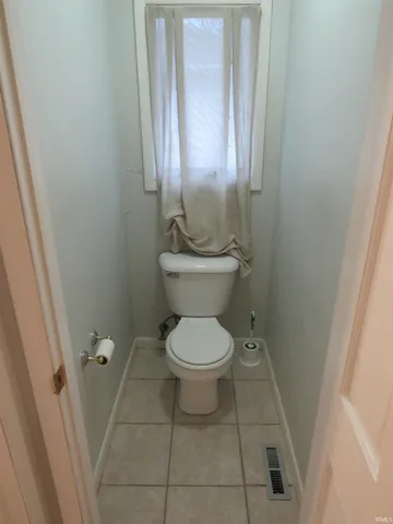 $1,750 | 413 West Harrison Street, Monticello, IN 47960