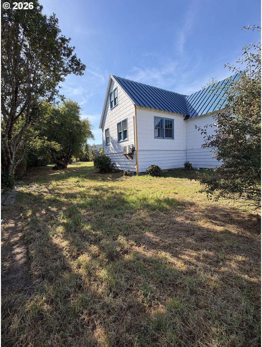64183 Watsonville Road Coos Bay, OR 97420 - Photo 3 of 26 Gallery Image 3