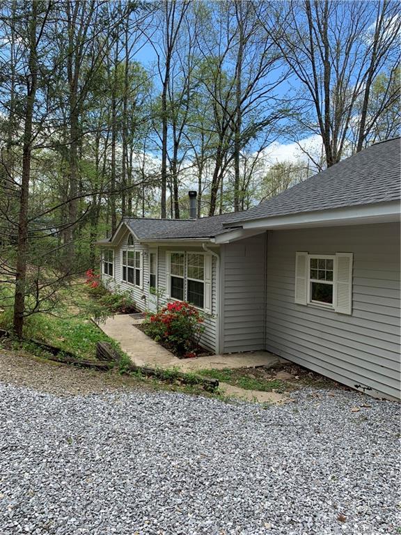 87 Long Ridge Road Candler, NC 28715 - Photo 2 of 37 Gallery Image 2