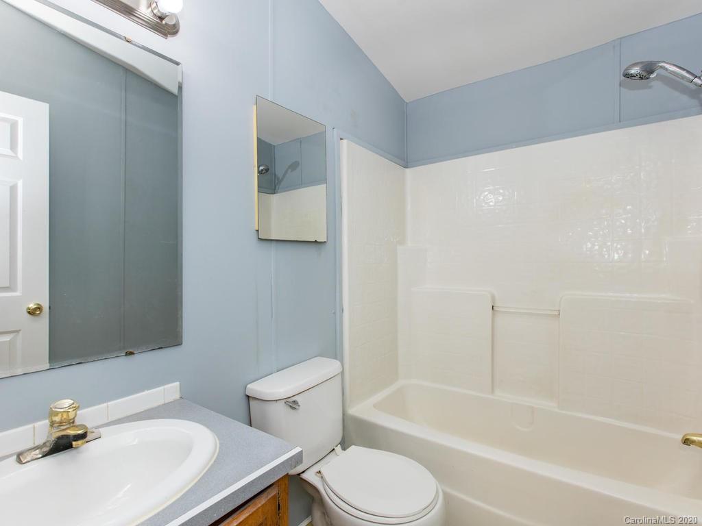 87 Long Ridge Road Candler, NC 28715 - Photo 24 of 37 Gallery Image 24